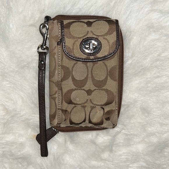 Coach Handbags - Coach Carryall Wristlet Zip